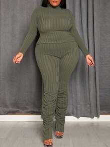 Slaydiva Plus Size Solid Color Long Sleeve Tight-Fitting Casual Two-Piece Set - Army Green - View 2