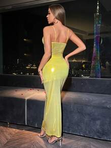 SHEIN Unity Conjunto De Dos Piezas De Camisola Y Falda Metalizada De Mujer