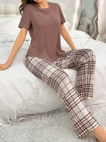 SHEIN 色塊上衣與格紋褲子的睡衣組合套裝 - 卡其色 - 查看 6