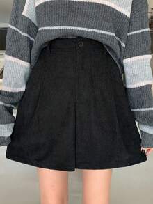 DAZY 女款純色折疊褶襉休閒短褲 - 黑色 - 查看 2