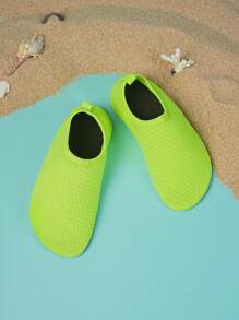 Lightweight Breathable Mesh Bottom Beach/Yoga/Swimming Water Shoes For Kids, Summer - Green - View 2