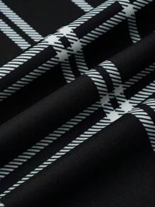 Calvaya Chân váy kẻ caro viền bất đối xứng cỡ lớn cho nữ - màu đen - Xem 4