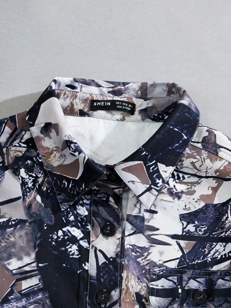 Women's Camouflage Flip Pocket Button Front Shirt Jacket
