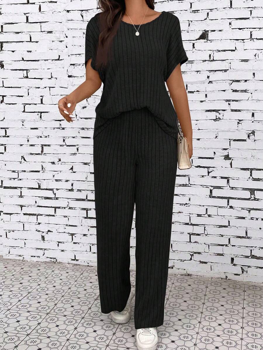 EMERY ROSE Women's Solid Color Ribbed Round Neck T-Shirt And Wide Leg Pants 2pcs Set - Black - View 1
