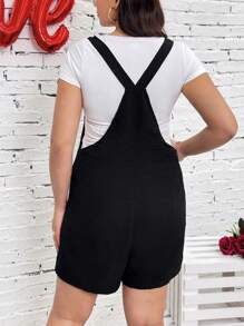 SHEIN LUNE Plus Size 1pc Black Casual Bib Overall Shorts With Front Pocket - Black - View 2