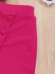 SHEIN Young Girl Daily Sweet And Cool Striped Round Neck Short-Sleeved Top And Skirt
