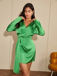 Women's Solid Color V-Neck Ruffle Tie Dress - Green - View 7
