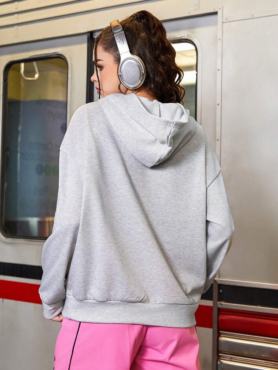 Women'S Hooded Sweatshirt With Printed Characters And Letters For Sports And Casual Wear