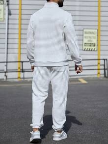 Manfinity Homme 男士休閒套裝，鬆身拉鍊運動衫和長褲，半高領設計 - 白色 - 查看 2