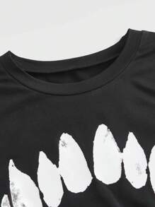 ROMWE Goth Camiseta corta con estampado gráfico, para la escuela - Negro - Ver 5