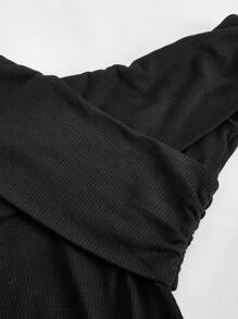 SHEIN 孕婦交叉露肩百褶連身裙 - 黑色 - 查看 3