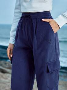 In My Nature 女士戶外長褲,掀蓋口袋和束腰帶設計 - 卡其色 - 查看 8