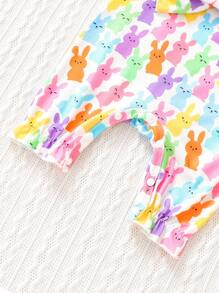 SHEIN 2入組寬鬆可愛的復活節風格連身褲,有彩色兔子圖案和蝴蝶結的款式,適用於女嬰,包括發帶 - 彩色 - 查看 6