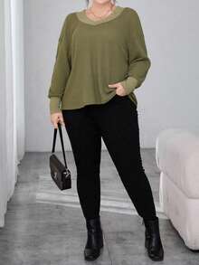 SHEIN Essnce 女士加大號窩花寬鬆t恤 - 軍綠色 - 查看 6