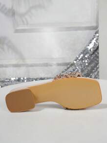 女士新款水钻装饰一脚蹬凉鞋，时尚奢华亮片珍珠链花朵露趾百搭迷人凉鞋