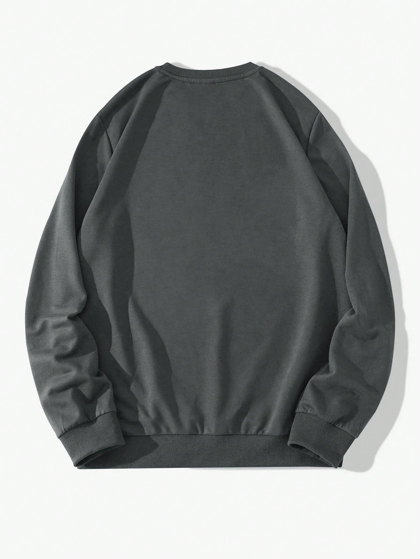 بلوزة رياضية مطبوع عليها رسم حرفي وبنطلون رياضي بخ...