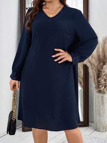 EMERY ROSE 大尺碼女款 V 領長袖直筒連身裙 - 寶藍色 - 查看 3