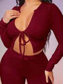 SHEIN SXY 女式正面打結短上衣和緊身褲套裝