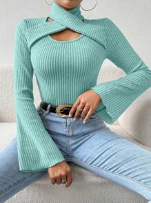 SHEIN Essnce Women's Solid Color Hollow Out Ribbed Bell Sleeve T-Shirt - Green - View 1