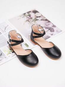 Casual Metal Buckle Hollow Children's Fashion Black Flat Shoes For Girl - Black - View 4