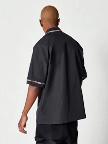 SUMWON Áo sơ mi cổ Revere có chi tiết viền in và thêu phía trước - màu đen - Xem 2