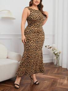 SHEIN Privé Plus Size Leopard Print Backless Dress - Khaki - View 4