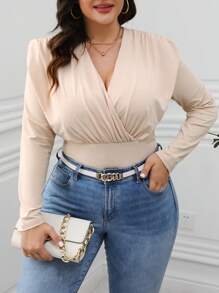 Calvaya 大尺碼女款短袖卷綁t恤,帶有拉皺細節 - 杏色 - 查看 1