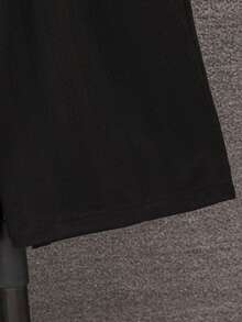 青少年男士純色休閒風格短袖上衣短褲套裝 - 黑色 - 查看 3