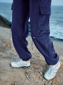 In My Nature 女士戶外長褲,掀蓋口袋和束腰帶設計 - 卡其色 - 查看 3