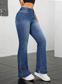 SHEIN Privé 女士刺繡喇叭牛仔褲 - 中等水洗藍 - 查看 3