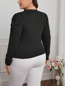 SHEIN Privé 女大尺碼純色圓領長袖休閒t卹 - 黑色 - 查看 2