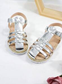 Fashionable Casual Silver Flat Sandals For Girls