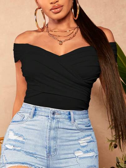 SHEIN SXY Camiseta ajustada de manga corta con hombros descubiertos y detalle de torsión, para mujer de talla grande, para primavera/verano