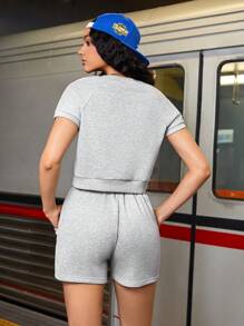 SHEIN Sports 女士字母印花短袖運動衫和短褲套裝