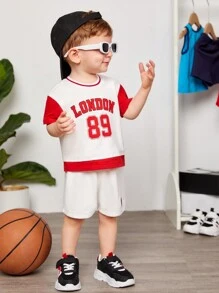 SHEIN Conjunto De Pantalones Cortos Y Top De Manga Corta Con Bloques De Color Deportivo Con Estampado De Letras Para Bebé Niño Y Niño