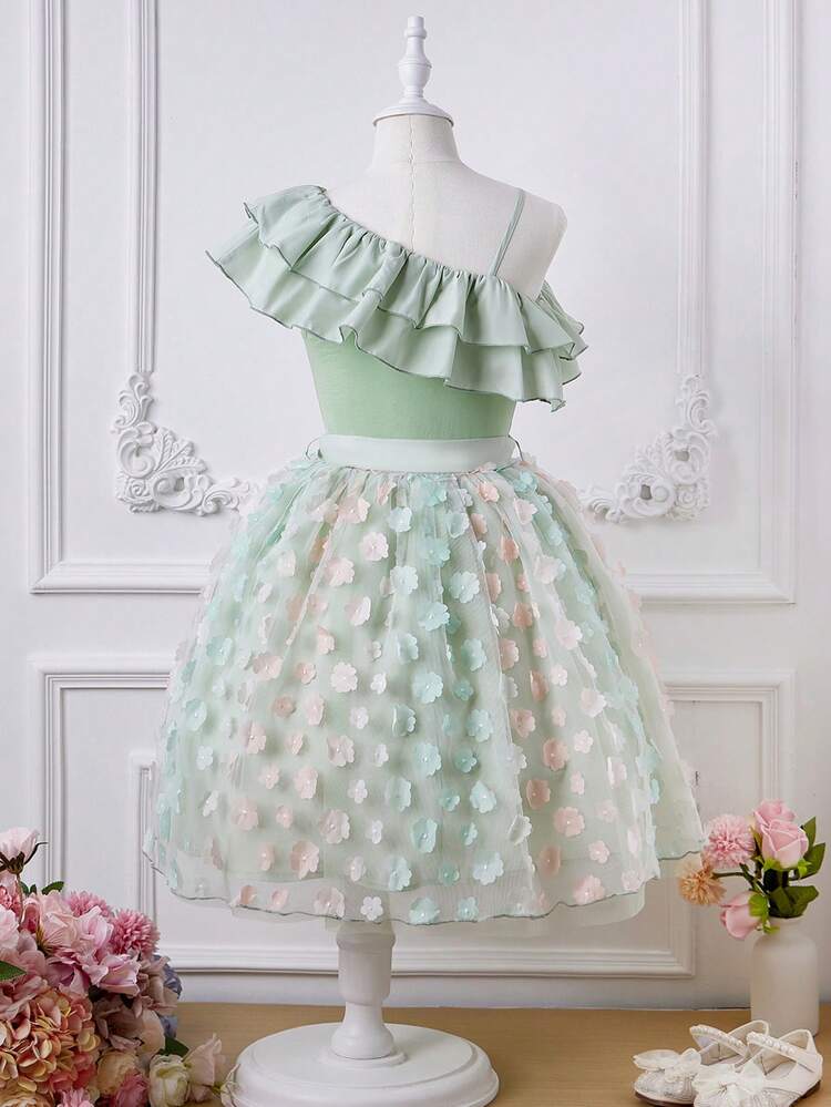 Tween Girl Wedding Season Halter Ruffled Top And Appliquéd Mesh Skirt Set