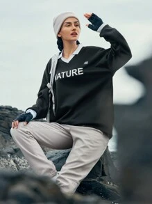 In My Nature 女字母印花翻領戶外運動衫 - 黑色 - 查看 5