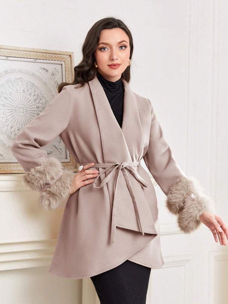 Women's Overcoat With Cuffs