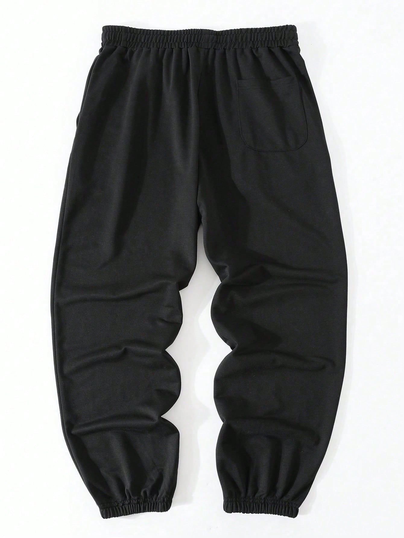 بلوزة رياضية مطبوع عليها رسم حرفي وبنطلون رياضي بخ...