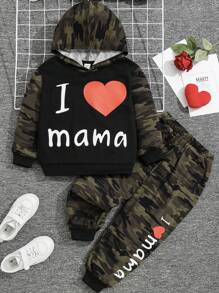 SHEIN 男童可愛舒適英式印花拼色迷彩連帽衫與運動褲套裝 - 黑色 - 查看 1