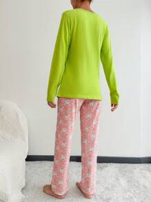 RueChic Cartoon & Letter Print Pajamas Set - Green - View 2