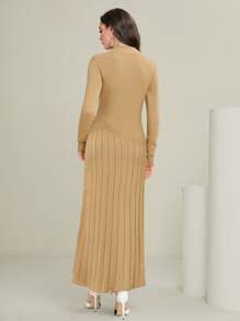 Modelyn Của phụ nữ Màu thuần Thon gọn Đứng cổ áo Đầm Áo len - Màu Khaki - Xem 3