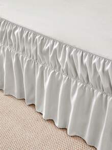 1 件基本款亮灰色床裙