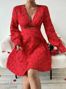 Chiquease 長袖正面鏤空隨機提花連身裙 - 紅色 - 查看 6