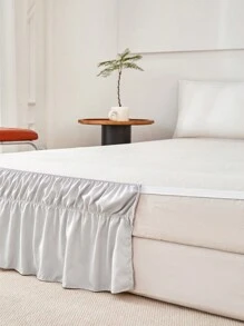 1 件基本款亮灰色床裙