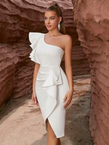 Abito Attillato Con Corpino A Pieghe Arricciate Su Una Spalla, Fessura E Cerniera Posteriore Per Festa