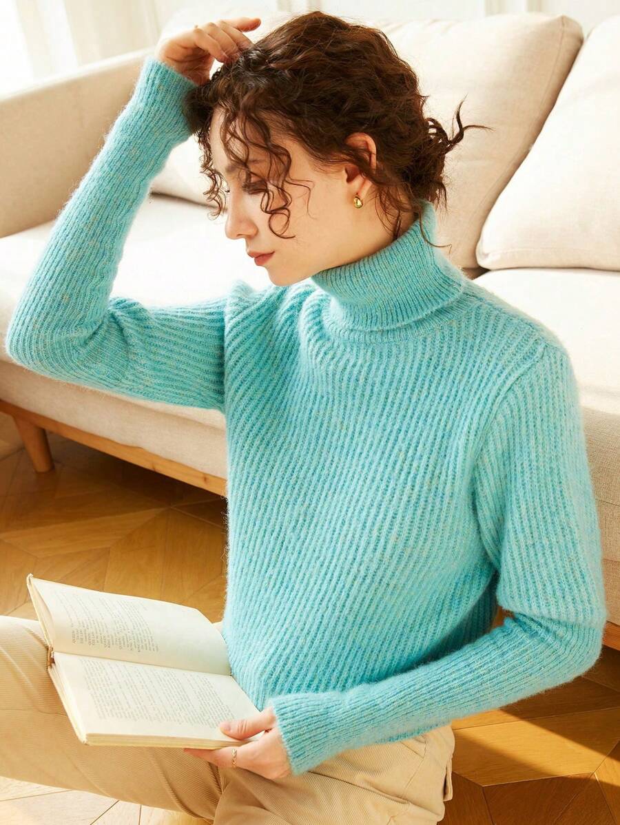 Women's Casual Solid Color Turtleneck Sweater, Autumn/Winter - Green - View 1