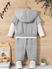 SHEIN Baby Boys' Letter Print High Neck Top With Inner Fleece, Zipper Hoodie And Wide Leg Pants 3pcs/set - Light Grey - View 2
