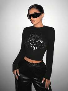 SHEIN ICON 修身銀色壓花字母印花長袖短版 T 卹 - 黑色 - 查看 1