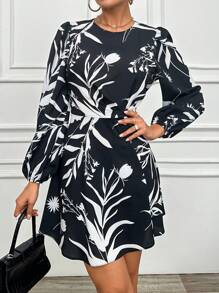 RueChic Plant Printed Lantern Sleeve Dress - Black - View 5